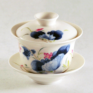 Gaiwan - Blue and White Landscape